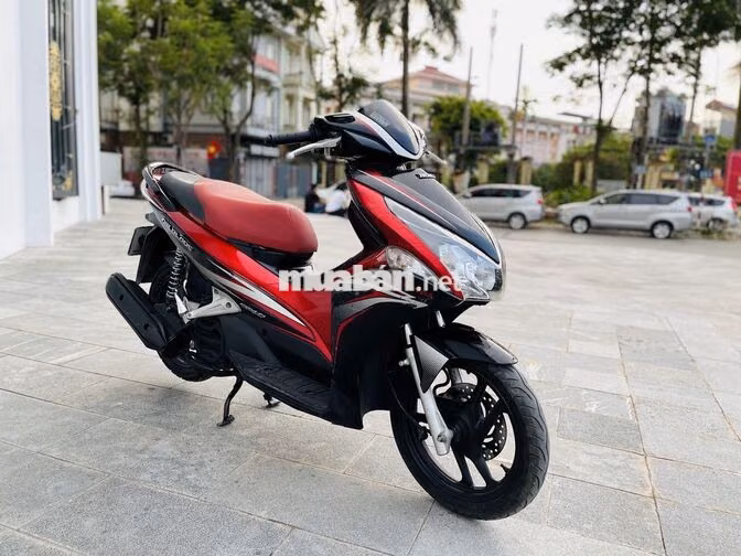 Honda Airblade 110 2012 Đen đỏ êm ái xe đẹp chất