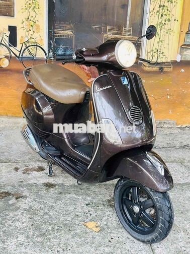 Piaggio Vespa LX 125CC IE Nâu 2012