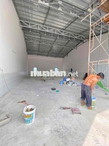 Chủ cần cho thuê nhà xưởng mới sd 680m² , cont 24/34