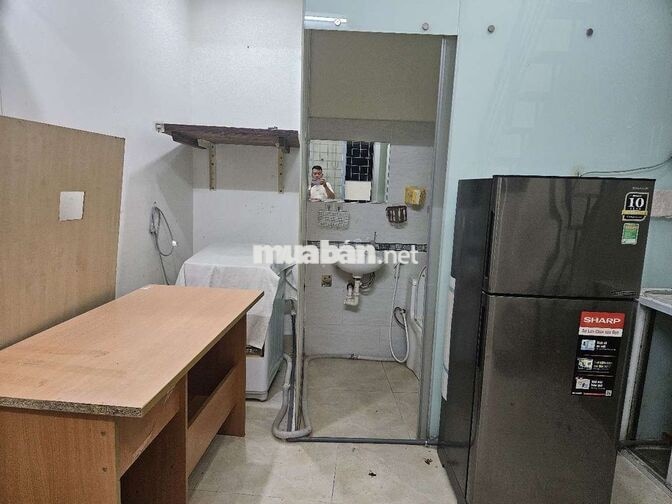 tôi chính chủ cho thuê nguyên căn 5c8/39 trệt + gác lững giá 4,5 triệu
