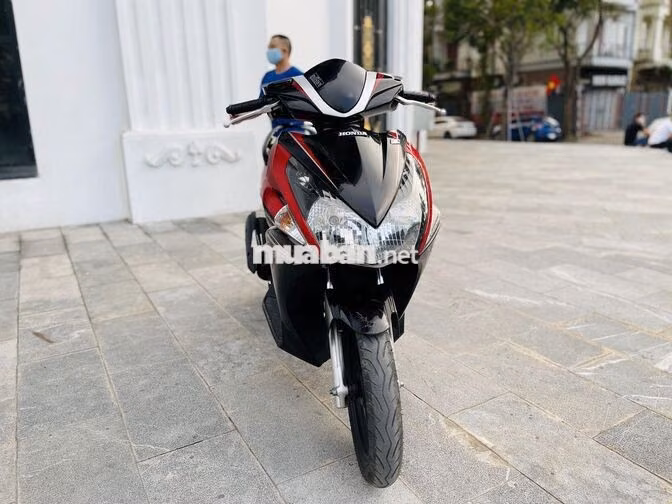 Honda Airblade 110 2012 Đen đỏ êm ái xe đẹp chất