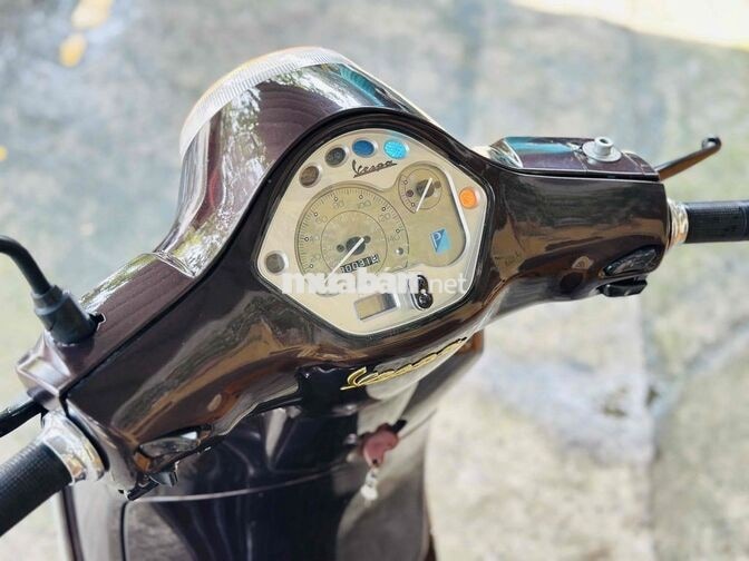 Piaggio Vespa LX 125CC IE Nâu 2012