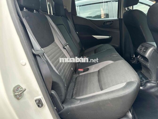 Nissan Navara 2023 Trắng Số tự động bán hoặc đổi x