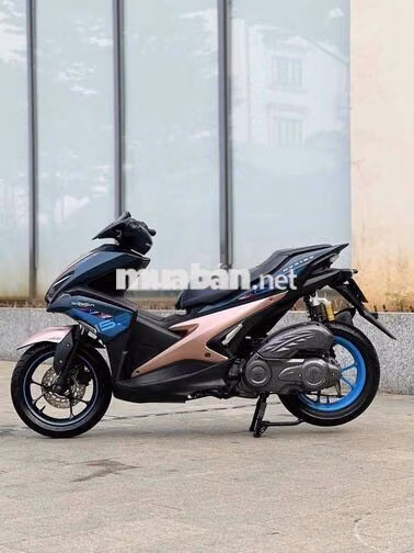 Yamaha NVX 2019 VVA ABS Đặc biệt Đen Hồng Xanh