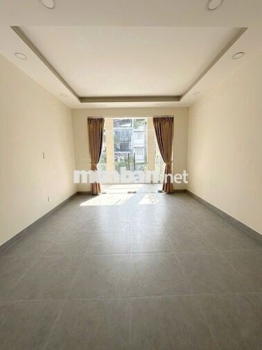 TÒA NHÀ TRUNG TÂM- 254E Huỳnh Văn Bánh, P11, PN- 5x18m, 5 Tầng, 450m2