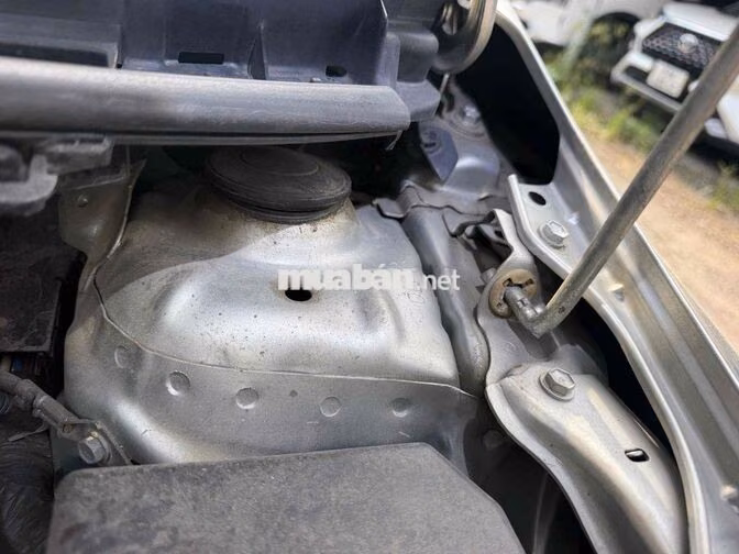 Toyota Vios 1.5E 2011 Số sàn Bạc
