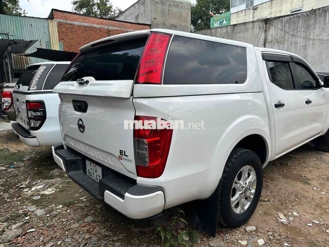 Nissan Navara 2023 Trắng Số tự động bán hoặc đổi x