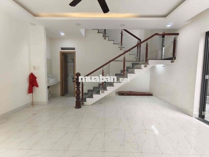 CHO THUÊ NHÀ PHỐ NGUYÊN CĂN KẾ BÊN VINHOMES HÓC MÔN