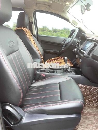 Ford Ranger XLS 2018 80000 km Bạc