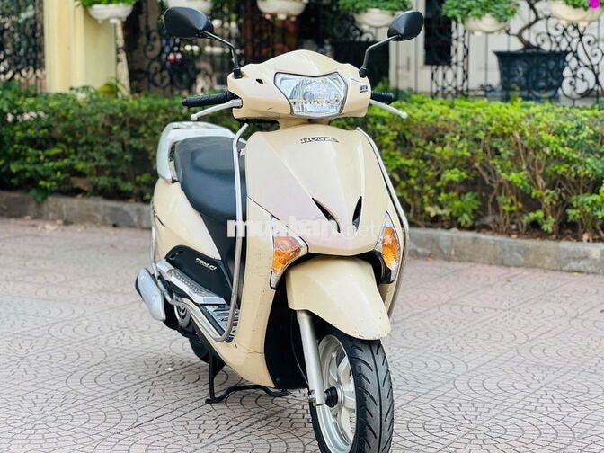 Honda Lead Kem 110fi máy zin xe nữ đi 