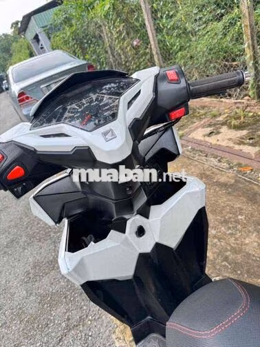 Honda Vario 125i 2018 Trắng