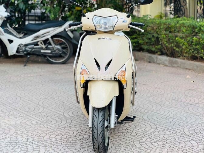 Honda Lead Kem 110fi máy zin xe nữ đi 