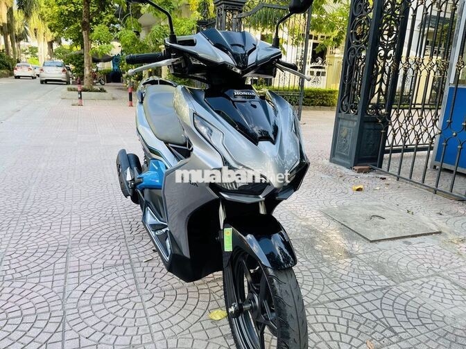 Honda Airblade 125 2023 Xám Zin chất chính chủ đẹp
