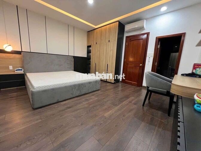 MẶT TIỀN KINH DOANH ĐƯỜNG TÊN LỬA -5 TẦNG - 5x20 SẮN THANG MÁY.