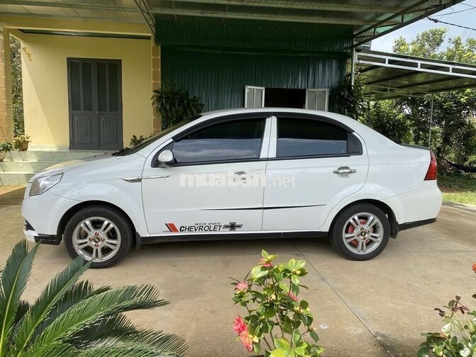 Chevrolet Aveo LT Trắng Số sàn 88.931 km