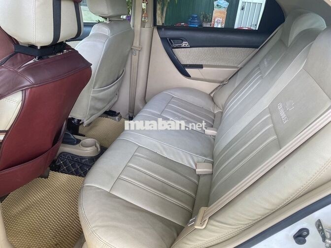 Chevrolet Aveo LT Trắng Số sàn 88.931 km