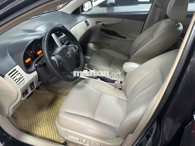 Toyota Altis 2.0V 2011 Đen Tự động