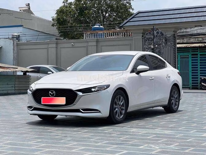 Mazda Mazda 3 Luxury 2023 Trắng 26000 km