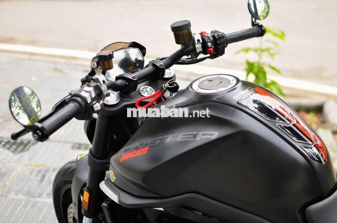 Ducati Monster 937 2023 Đen 9000 km