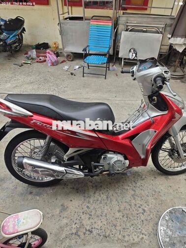 Future 2012 Đỏ bạc biển TP em cho ae chạy Grap