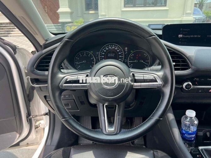Mazda Mazda 3 Luxury 2023 Trắng 26000 km