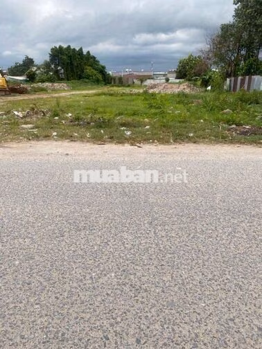 Cần bán đất mặt tiền gần ngã ba Thạnh Xuân 22 núi Thạnh Xuân 37 