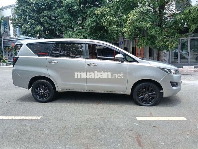 Toyota Innova 2018 Số sàn Xăng 7 chỗ