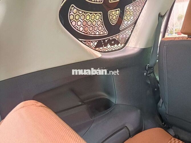 Toyota Innova 2018 Số sàn Xăng 7 chỗ