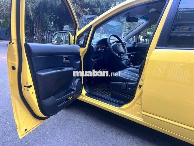 Kia Carens 2010 Số sàn Xăng 1.6 Vàng
