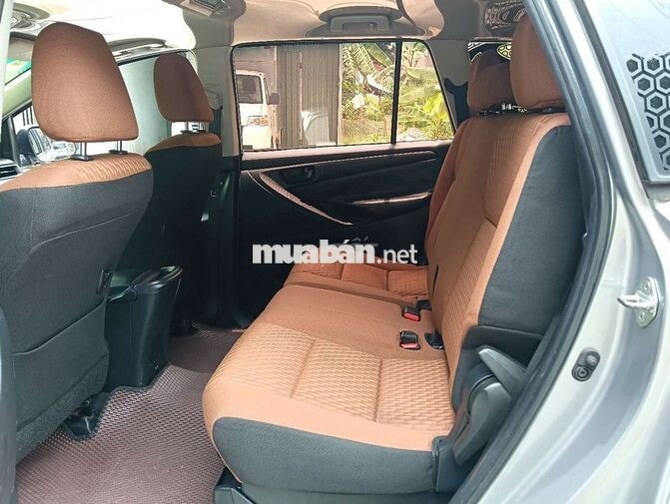 Toyota Innova 2018 Số sàn Xăng 7 chỗ