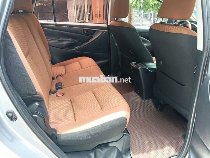 Toyota Innova 2018 Số sàn Xăng 7 chỗ