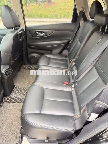 Nissan X-Trail 2020 2.5 4x4 Đen