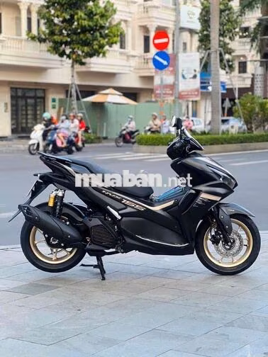 Yamaha NVX 155 V2 2022 Đen 26.500 km
