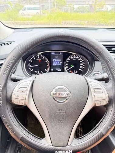 Nissan X-Trail 2020 2.5 4x4 Đen
