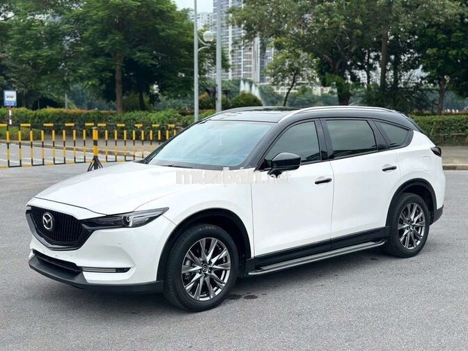 Mazda CX8 Luxury sx 2023 chạy 4 vạn