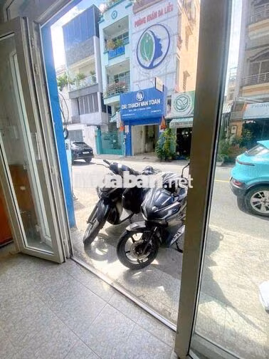 mb gần ngã ba Nguyễn văn cừ - P Văn trị