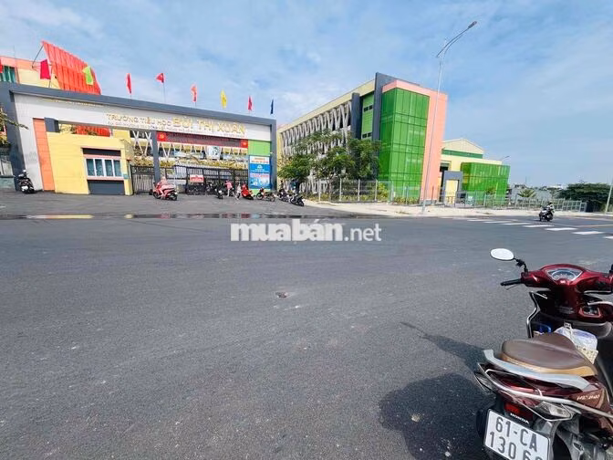 Đất sang tên sổ Đồng Sở Hữu 4,5mx15,3m co GPXD