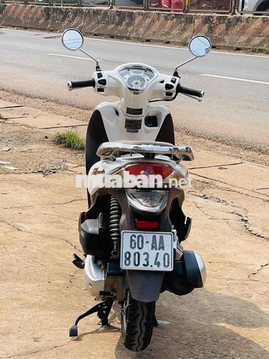 Honda SH Mode Trắng Việt Nam