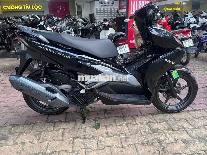 Honda Air Blade 125 2025 Đen 5.900km 4val