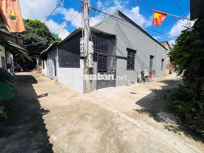 Đất sang tên sổ Đồng Sở Hữu 4,5mx15,3m co GPXD