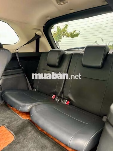 Mitsubishi Outlander 2.0L CVT 2022 Trắng 7 chỗ