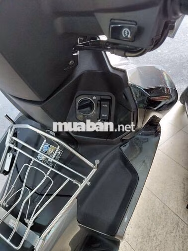 Honda Airblade 125fi 4VAL 2026 Xám Lampo 151 km