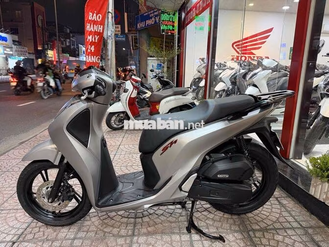 Honda SH150i ABS 2018 Bạc 10.000 km