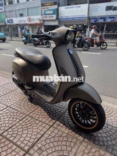 Piaggio Vespa 2020 Nâu