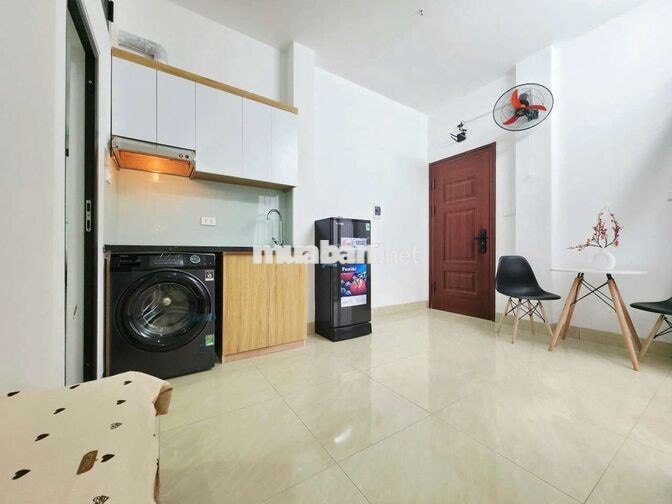 Siêu Phẩm CCMN 25m2 Full đồ. máy giặt riêng, ban công tại Vũ Tông Phan