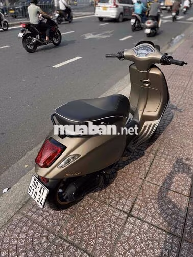 Piaggio Vespa 2020 Nâu