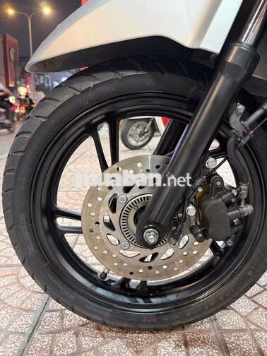 Honda SH150i ABS 2018 Bạc 10.000 km