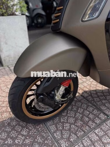 Piaggio Vespa 2020 Nâu