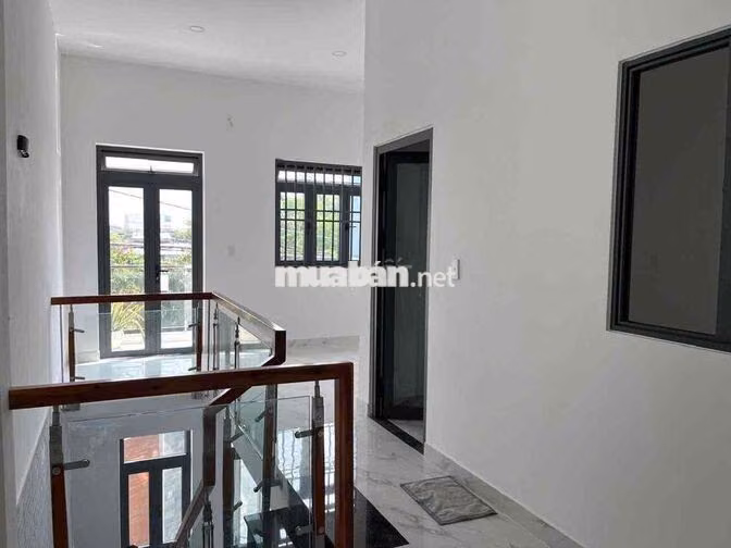 NHÀ MỚI KENG CHO THUÊ ĐƯỜNG XE TẢI THÔNG 3pn