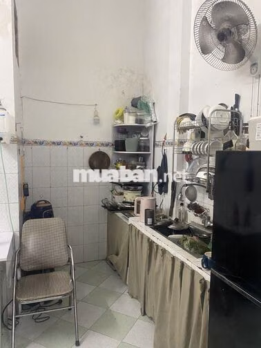 Cho thuê nhà tầng 1 tổng dt 40 m , thích hợp kd onli 
